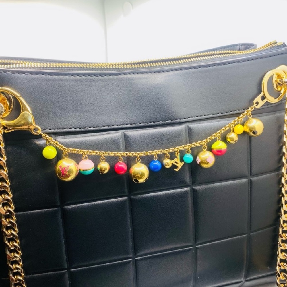 /traded/Louis Vuitton Porte Cles Grelots Looping Bag Tone Charm/ Key Holder - Picture 5 of 13